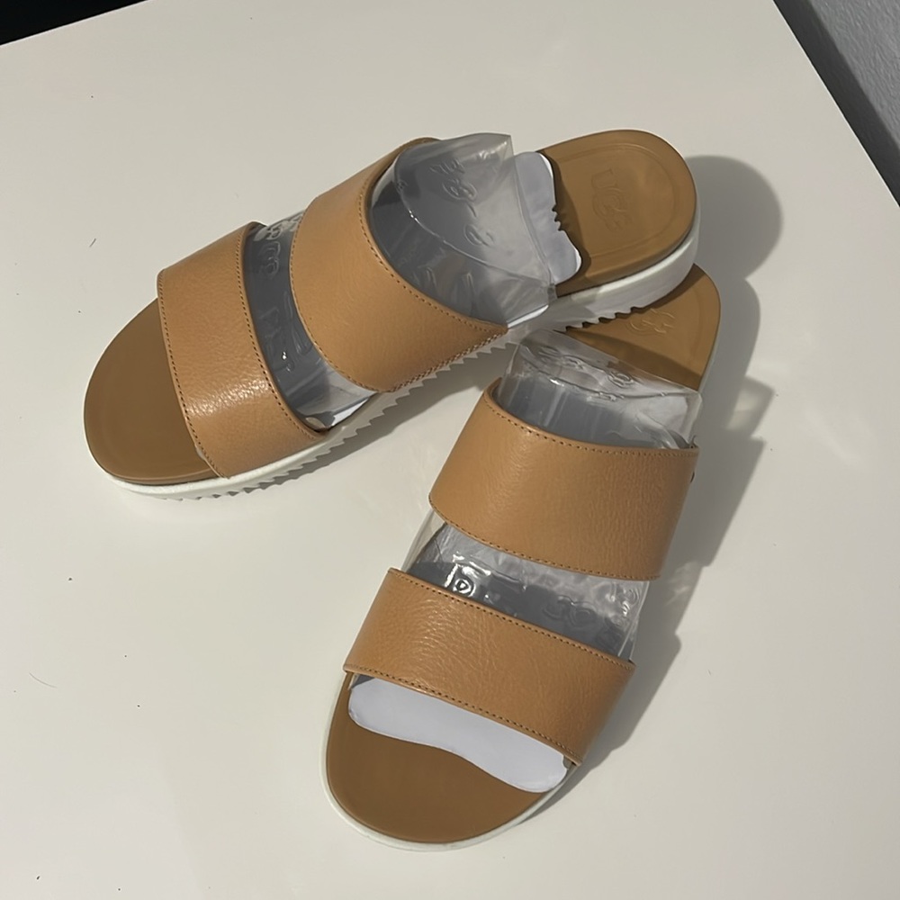 NIB UGG WOMEN ZYLE SLIDE PORCINI/TAN COLOR SIZE 8